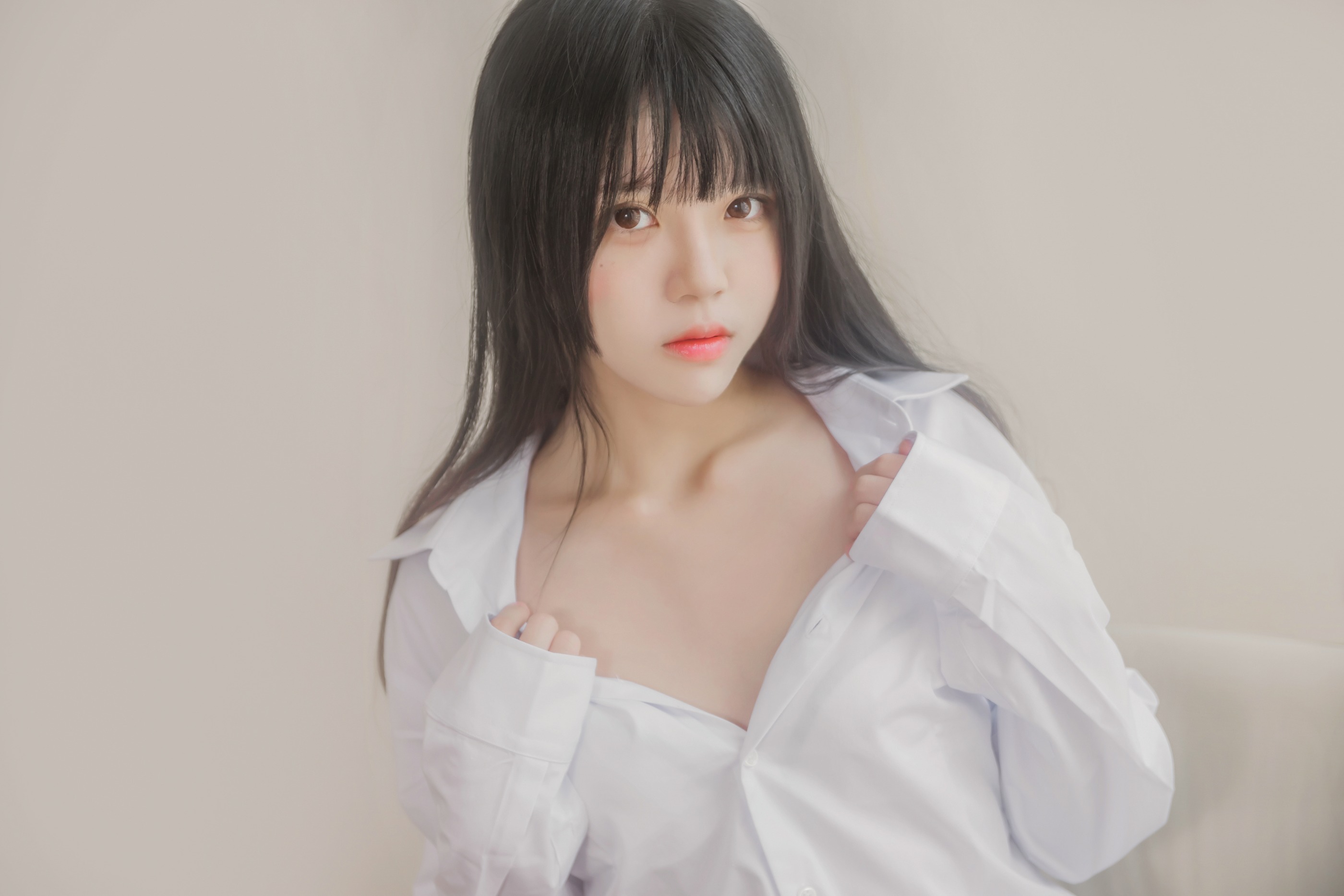 图片[1]-桜桃喵 – NO.002 白衬衫散发 [49P]-XikXak